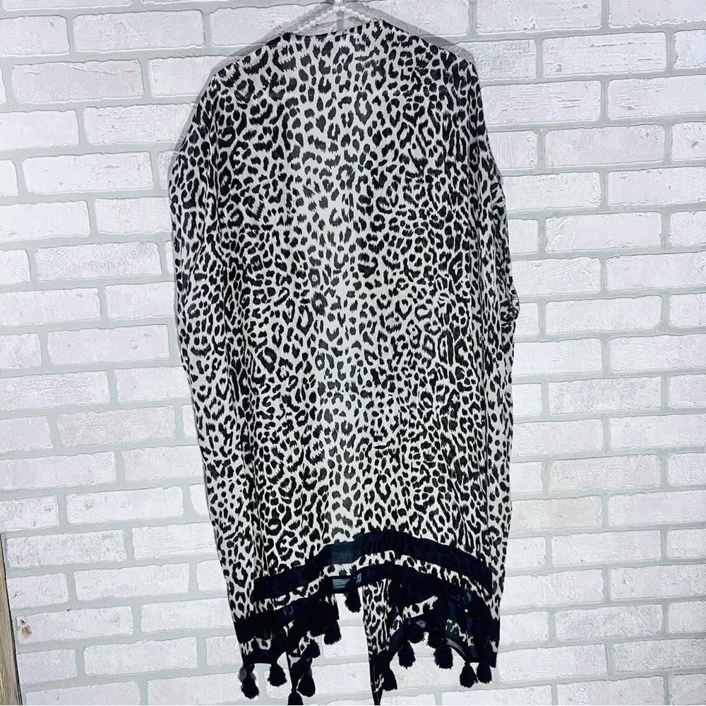 J. Crew Leopard Print Tassel Swim Cover-Up Poncho Size M/L Style L9713 - Picture 8 of 9